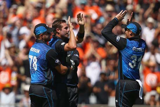 Riding on Guptill, Anderson's NZ trump Bangladesh by 3 wickets